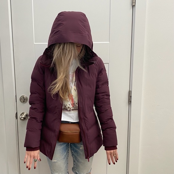 lululemon maroon jacket
